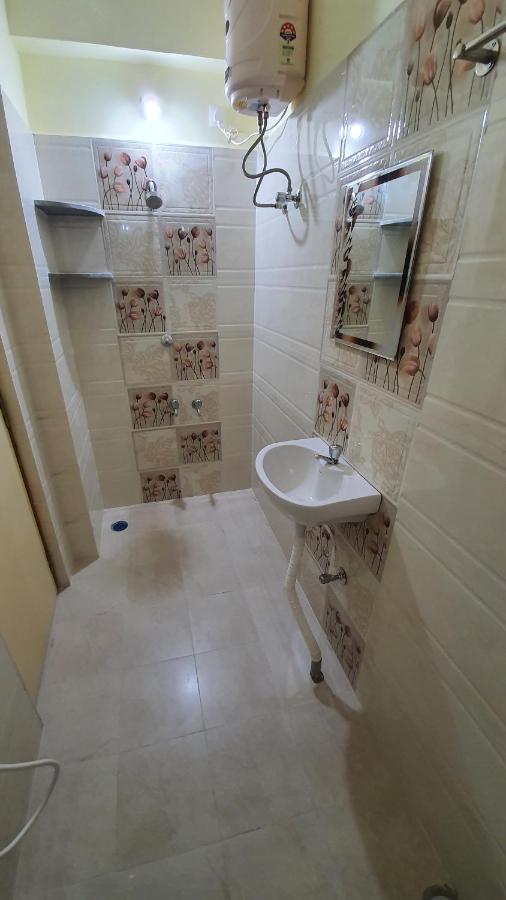 Tirupati Homestay - 2Bhk Ac Family Apartments Near Alipiri And Kapilatheertham - Walk To A2B Veg Restaurant - Wifi - Android Tv - Easy Access To Tirumala Dış mekan fotoğraf